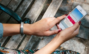 A l'instar du Jawbone UP 3, la plupart des objets connectés transmettent à votre smartphone les données qu'ils récupèrent grâce à des capteurs.